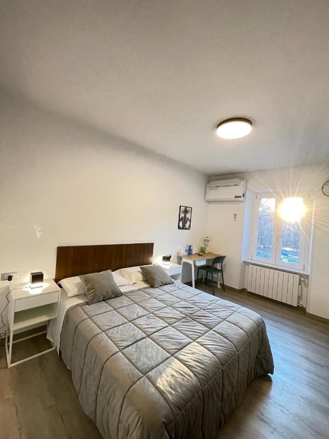 Smart Silver Apartment *