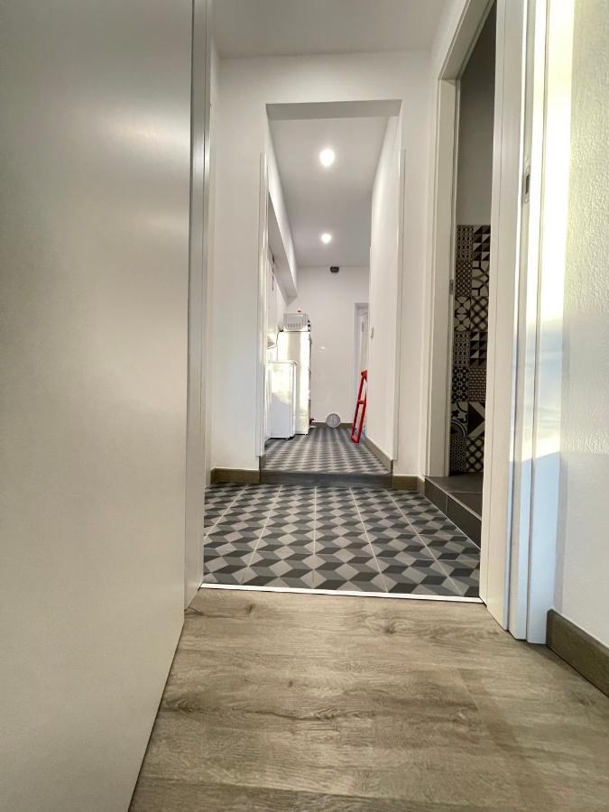 Apartment Smart Silver